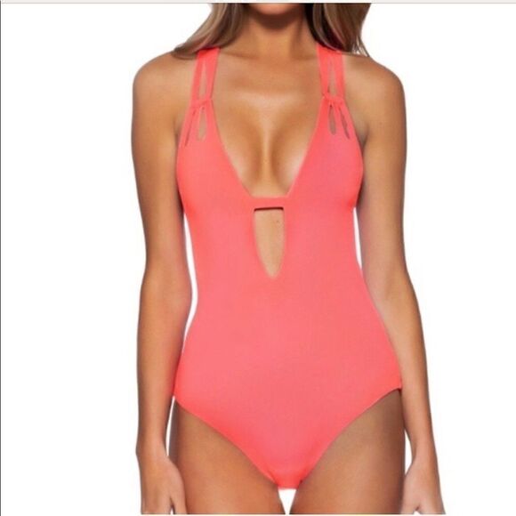 🆕 BECCA Skylar Color Code Plunge One Piece Swimsuit! coral swimsuit - Picture 1 of 6